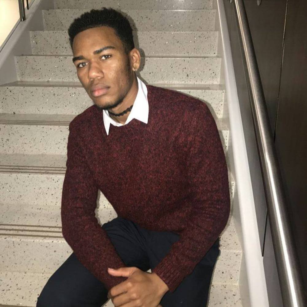 Meet your Posher, Alton